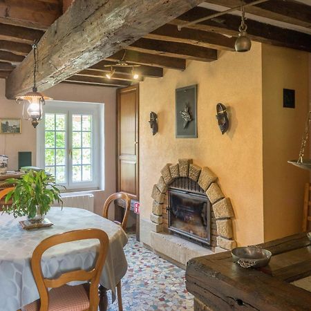 Chantilly ,Petit Dejeuner Et Table D'Hotes Possible Noyers  외부 사진